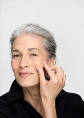 kløende-hud-tør-hud-hvordan-ændrer-min-hud-sig-i-overgangsalderen